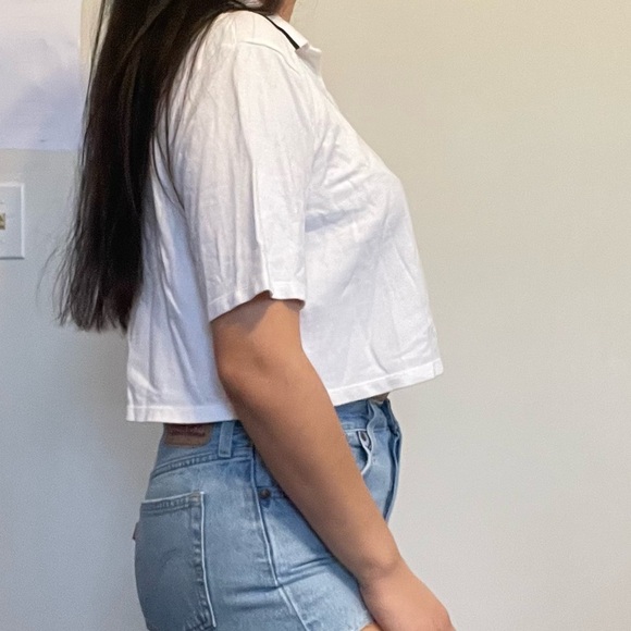 🤍 Levi’s White Collared Crop Top – Size Small 🤍 - Picture 3 of 8